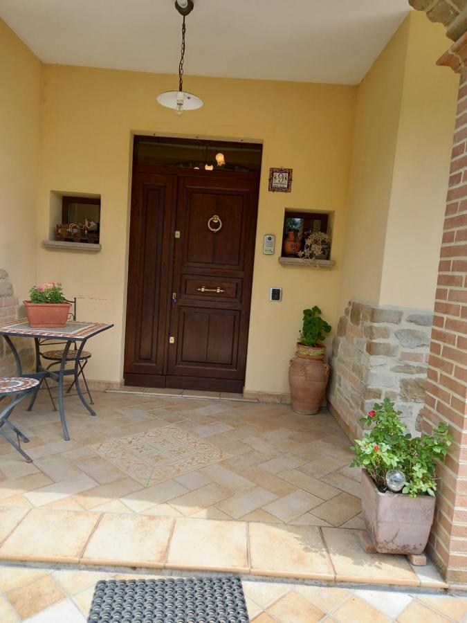 Il Castellare Hotell Gualdo Tadino Exteriör bild