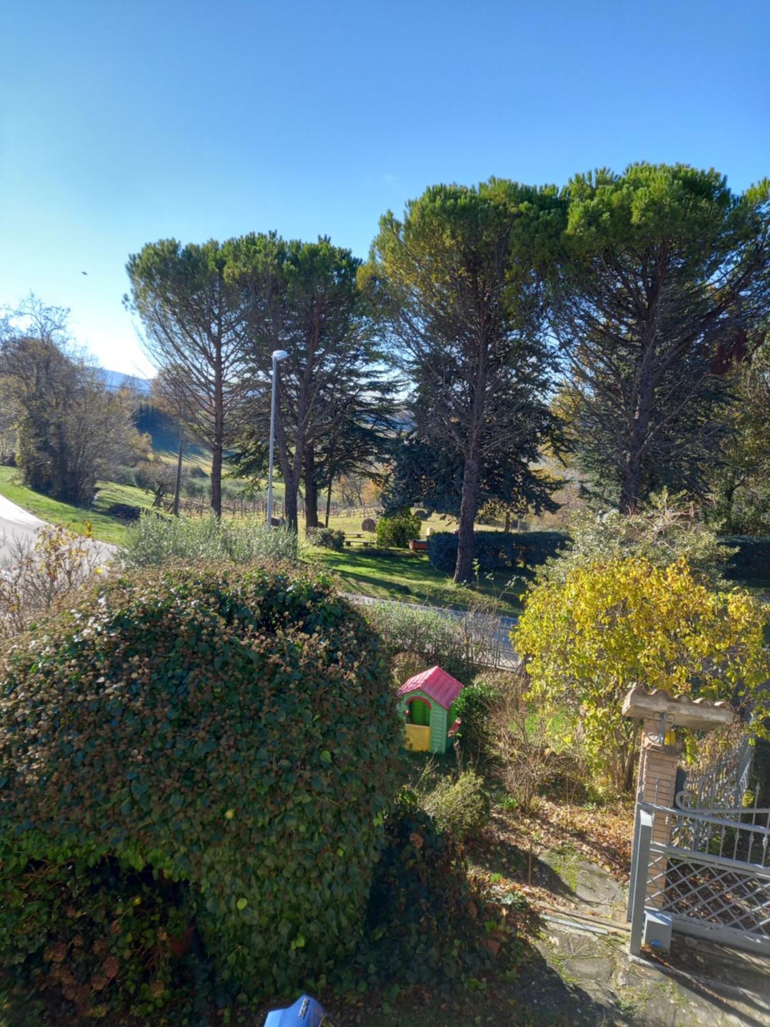 Il Castellare Hotell Gualdo Tadino Exteriör bild