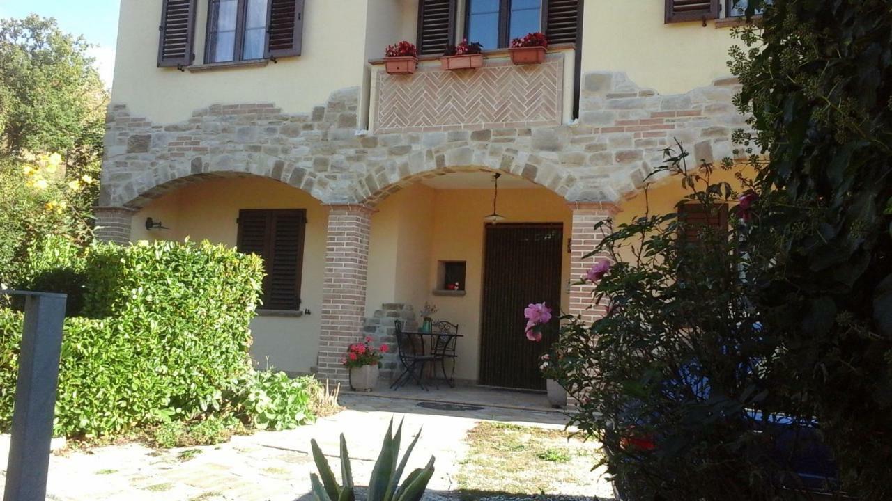 Il Castellare Hotell Gualdo Tadino Exteriör bild